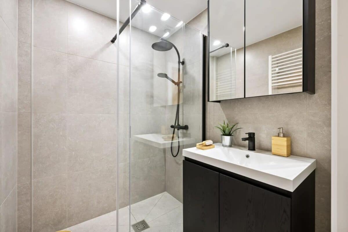 Huswell - Renovated Apartment In The Heart Of Остенде Екстер'єр фото